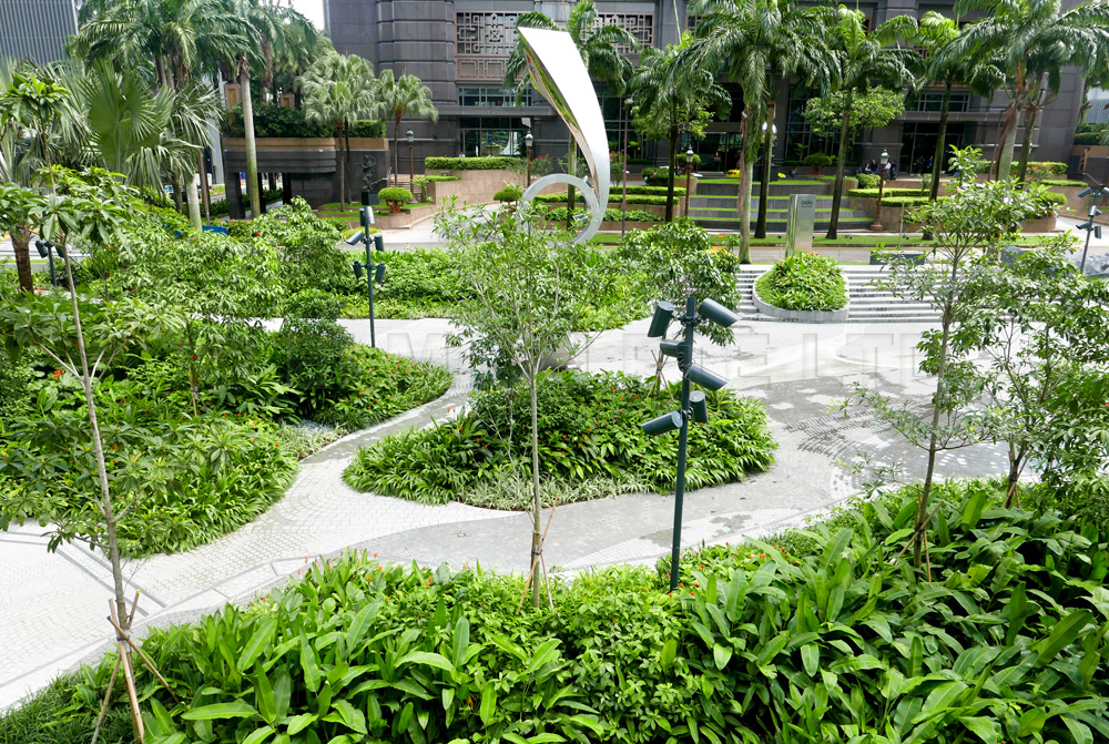 Photo above: Landscaped Plaza infront of DUO Galleria with planter boxes waterproofed by EVALON® and VersiCell®